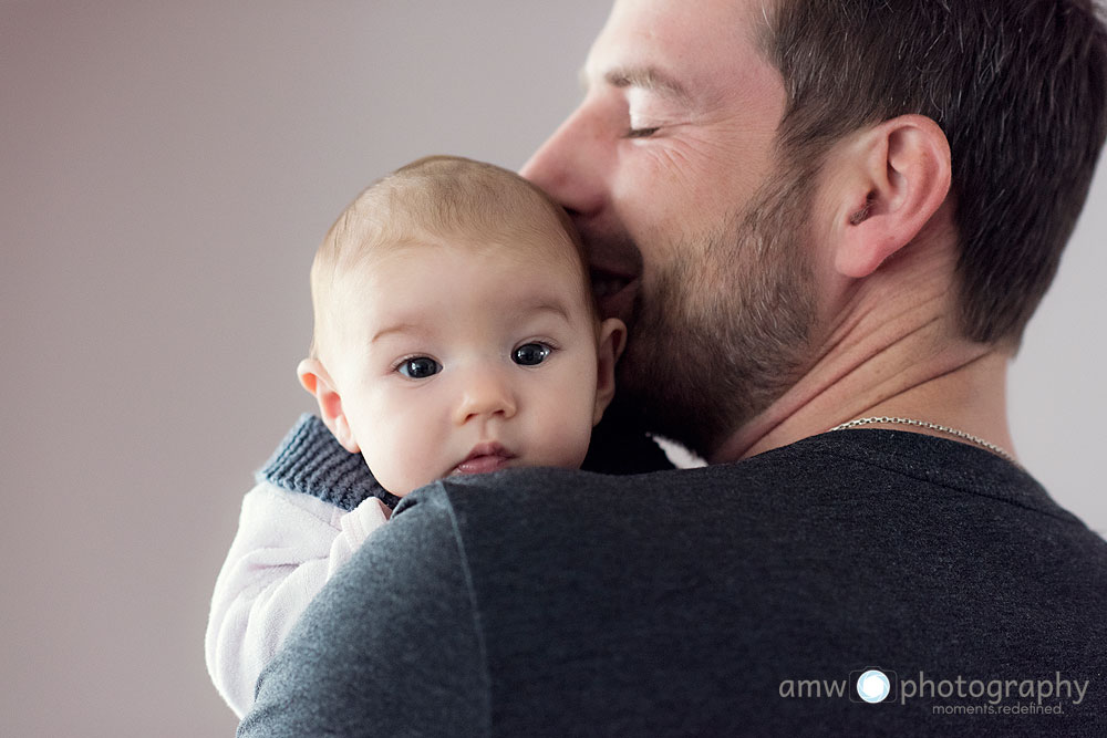 vater baby lifestyle photography frankfurt oberursel taunus fotografie familienfotografie