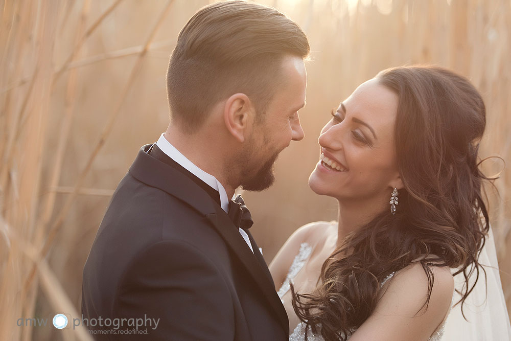 hochzeitsfotografie Hanau Hochzeit nidderau Brautpaar im Feld