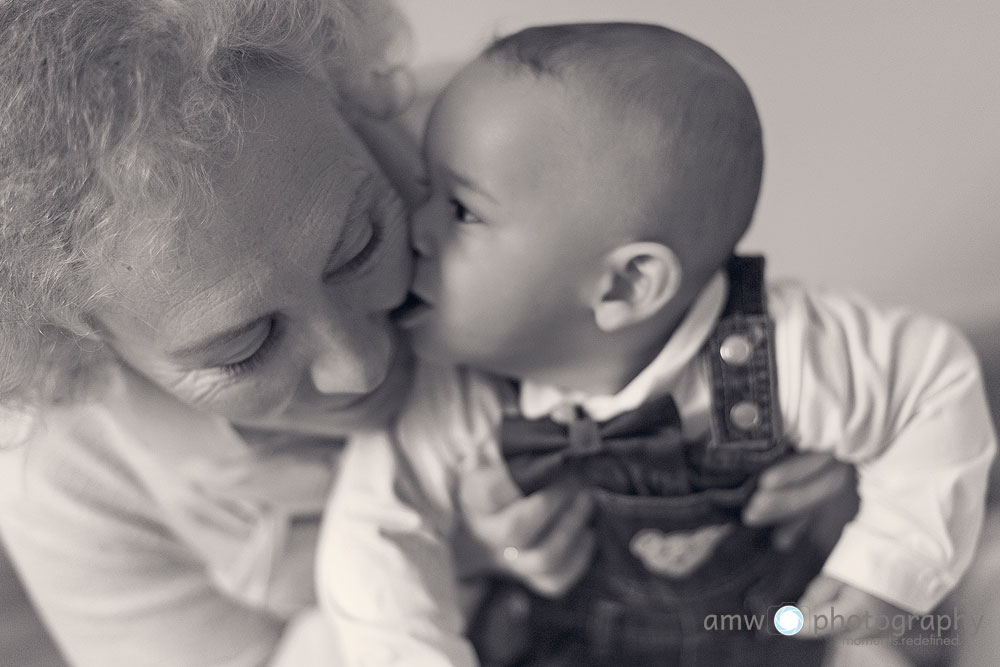 enkel küsst oma familienfotografie frankfurt nidderau