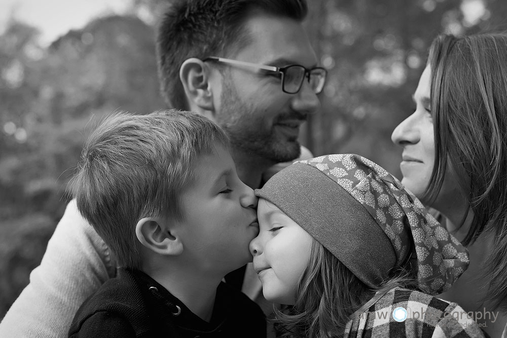 familienfotograf frankfurt geschwisterbilder