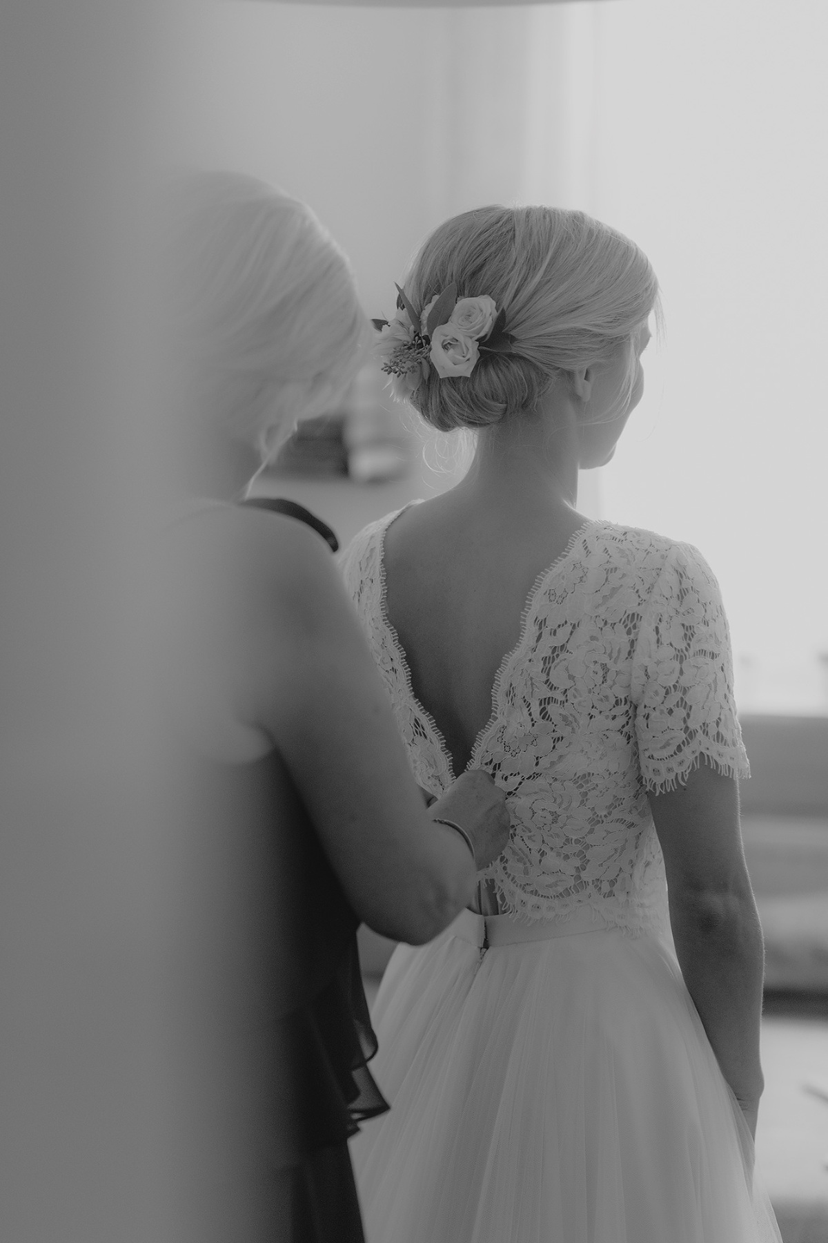 getting ready braut styling brautkleid standesamt freie trauung hochzeitsbilder heiraten in frankfurt hessen hochzeitslocation darmstadt taunus engagementbilder fotografin nidderau bilder in der wetterau im main kinzig kreis