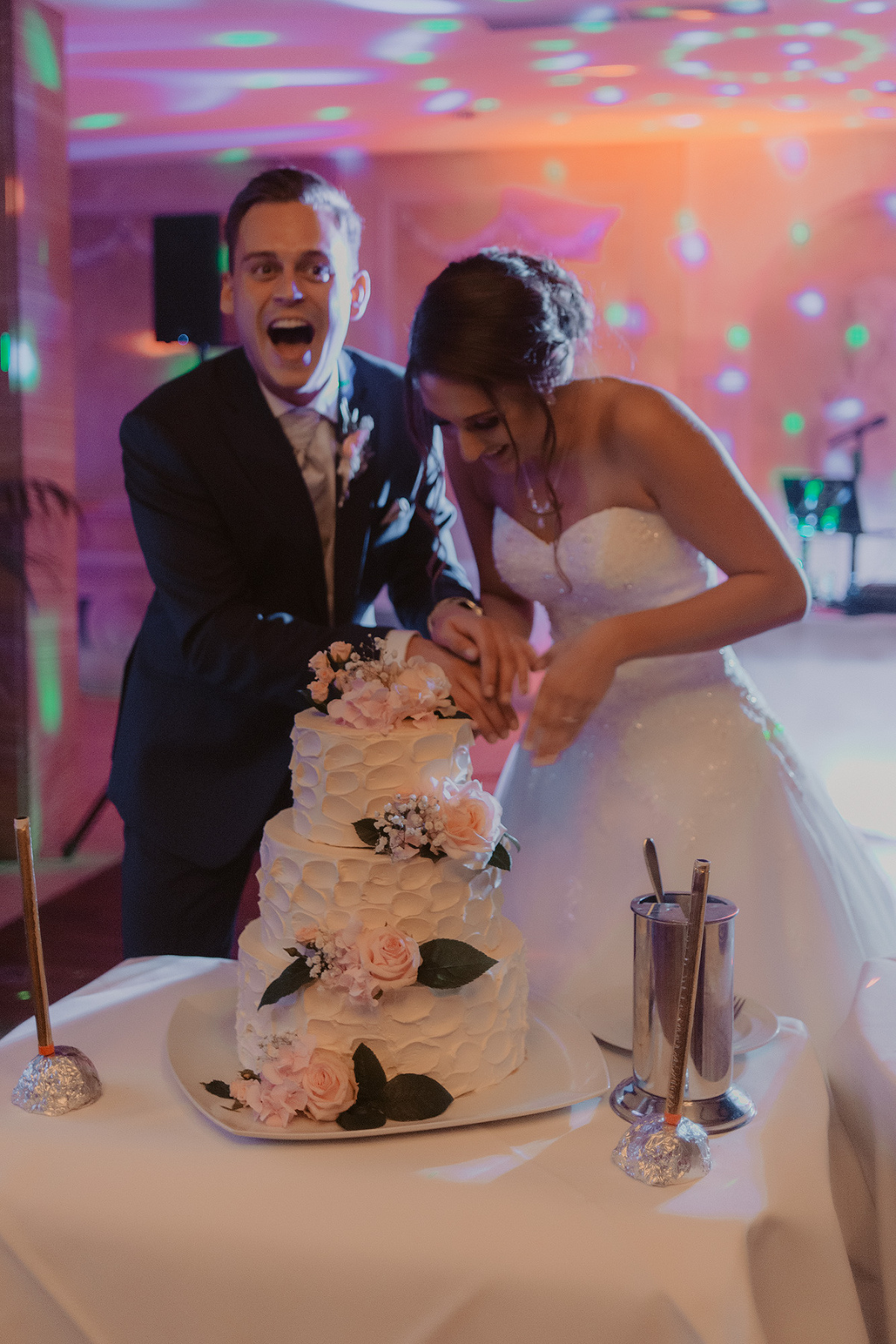 hochzeitstorte standesamt freie trauung hochzeitsbilder heiraten in frankfurt hessen hochzeitslocation darmstadt taunus engagementbilder fotografin nidderau bilder in der wetterau im main kinzig kreis