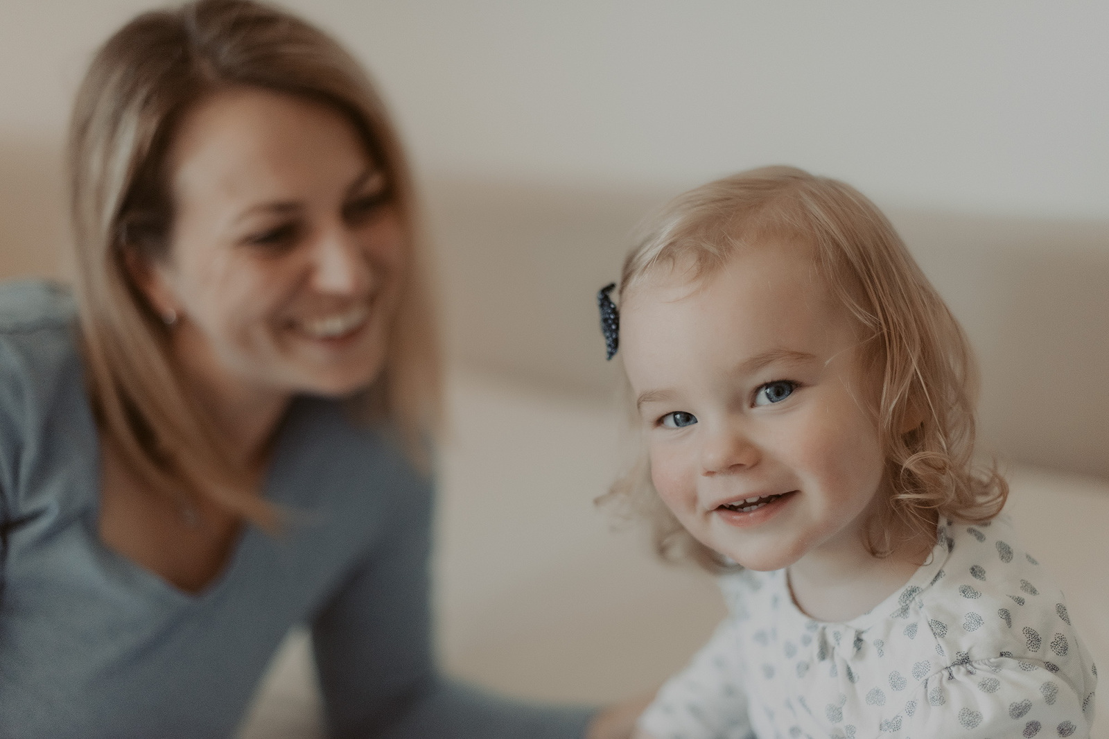 kinderfotograf nidderau babfotografin frankfurt babybilder kinderbilder fotografieren hessen neugeborenenbilder familienbilder