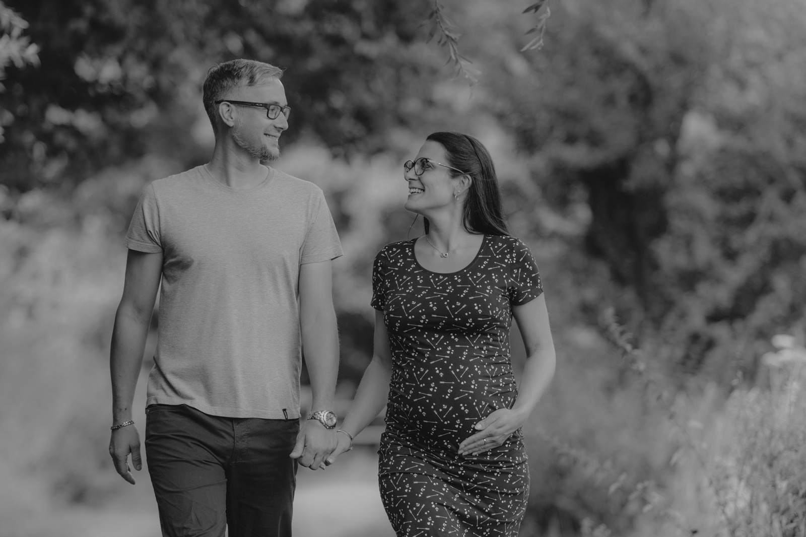 kinderfotograf nidderau babfotografin frankfurt babybilder kinderbilder fotografieren hessen neugeborenenbilder familienbilder bauchbilder schwangerenfotografie wunder im bauch werdende mama