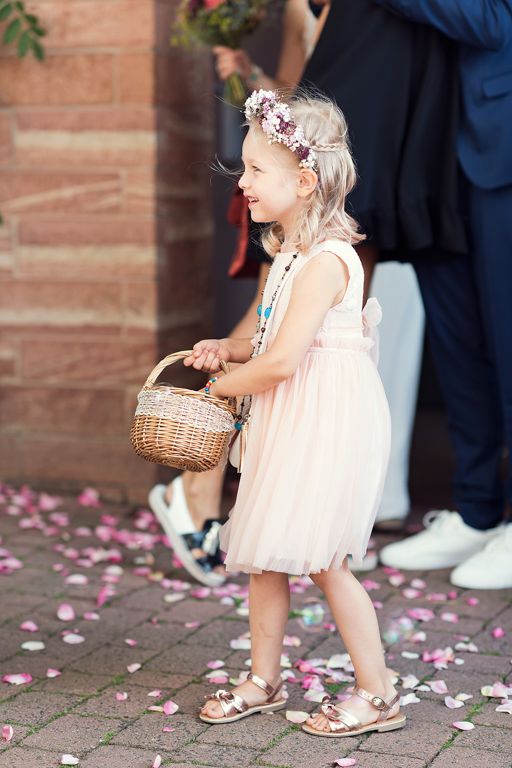 hochzeit mit eigenen kindern hochzeitsfotografin nidderau heiraten frankfurt gründau standesamt langenselbold freie trauung bad vilbel altes rathaus