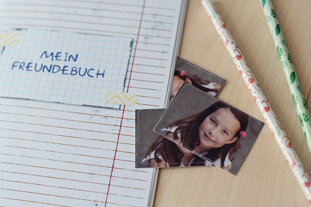 August Aktion | Back to School-Fotosticker fürs Freundebuch