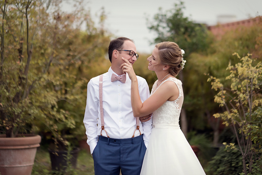 heiraten in frankfurt hochzeitslocation glashaus karben freie trauung standesamt brautpaar hochzeitsdeko 