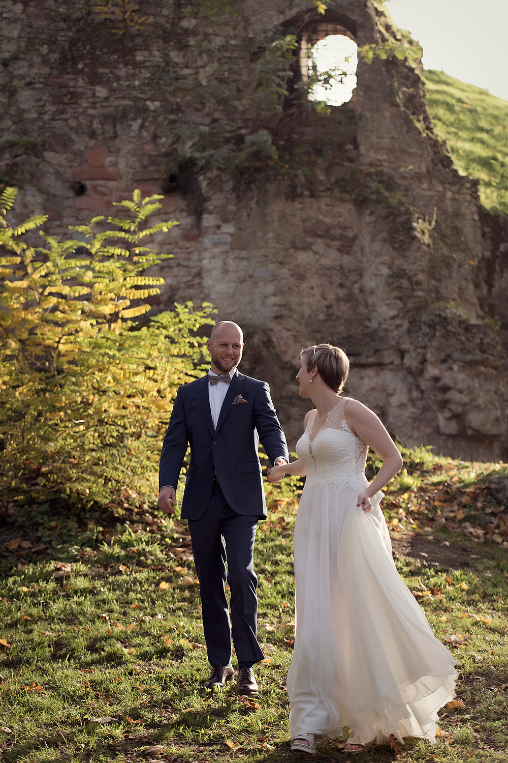 herbstbilder hochzeitsfotograf frankfurt brautpaar wiesbaden heiraten in hessen standesamt freie trauung coronahochzeit kleine feier