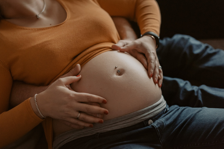 bauchbilder schwangerenbilder fotografin gelnhausen fotografie langenselbold schwanger bilder babyfotos hessen frankfurt am main