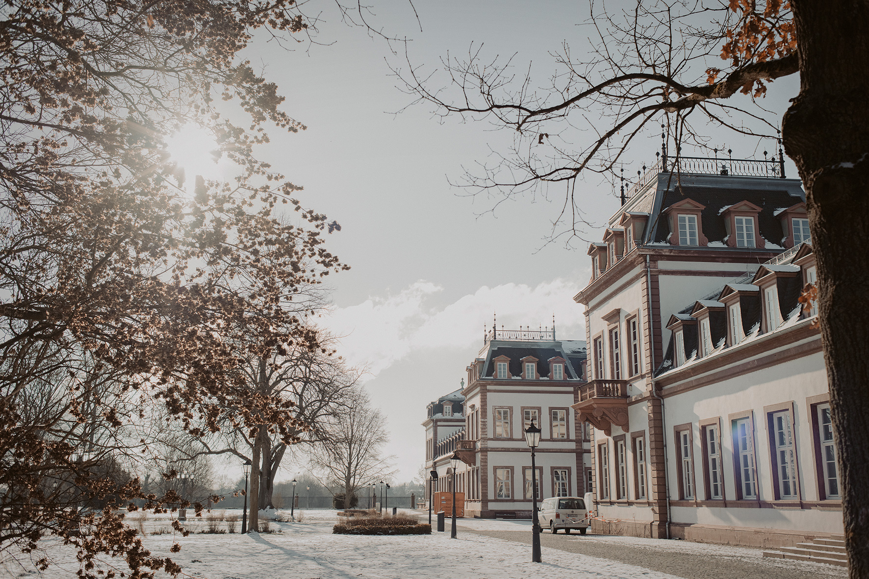 standesamt hanau schloss philippsruhe winterhochzeit heiraten hochzeitsfotografin nidderau winterbraut schnee