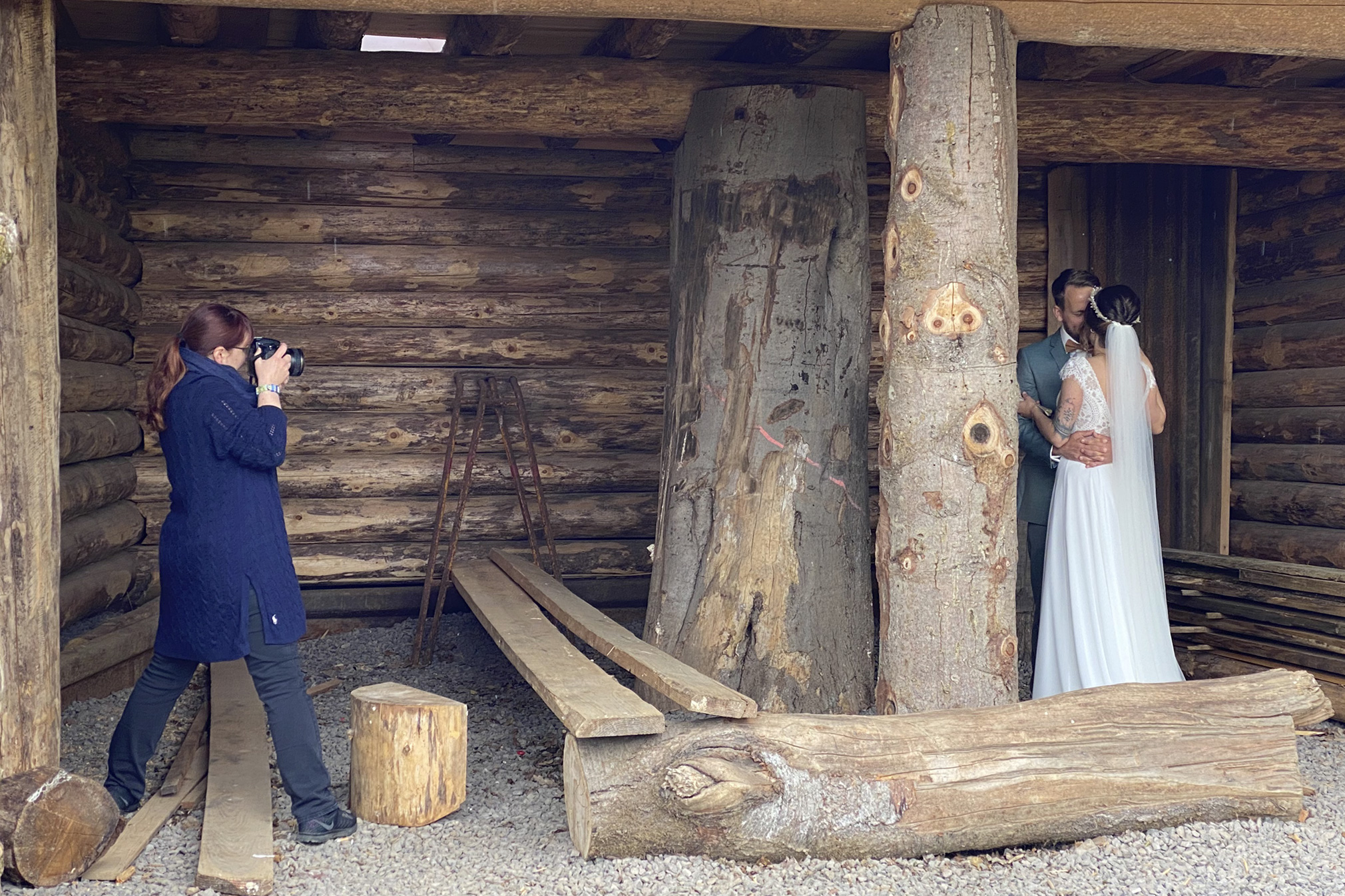 hochzeitsfotografin-gedern-grebenhain-wilder-mann-ortenberg-standesamt-freie-trauung-hochzeitslocation-amw-02 kulturscheune himbach limeshain hochzeitslocation standesamt hochzeitsbilder brautpaar hochzeitsdeko diy trockenblumen frankfurt nidderau bruchköbel kinzigheimer hof maison la vette