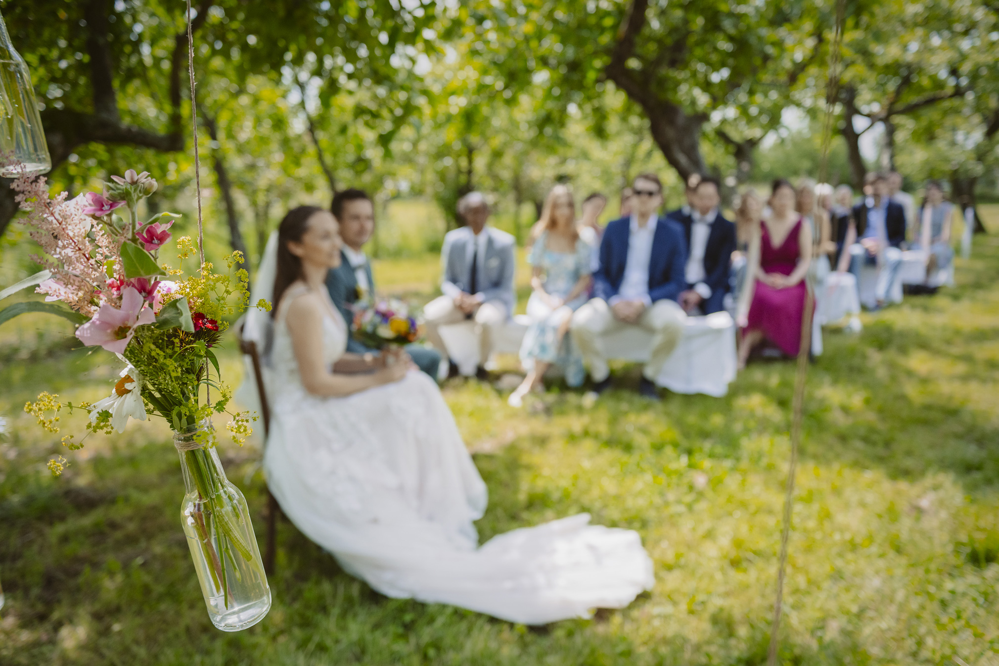 Hochzeit frankfurt fotografin ranstadt wetterau heiraten in hessen brautpaar brautstrauss hochzeitsdeko freie trauung standesamt obsthof am steinberg obsthof schneider frankfurt nieder erlenbach hochzeitslocation 