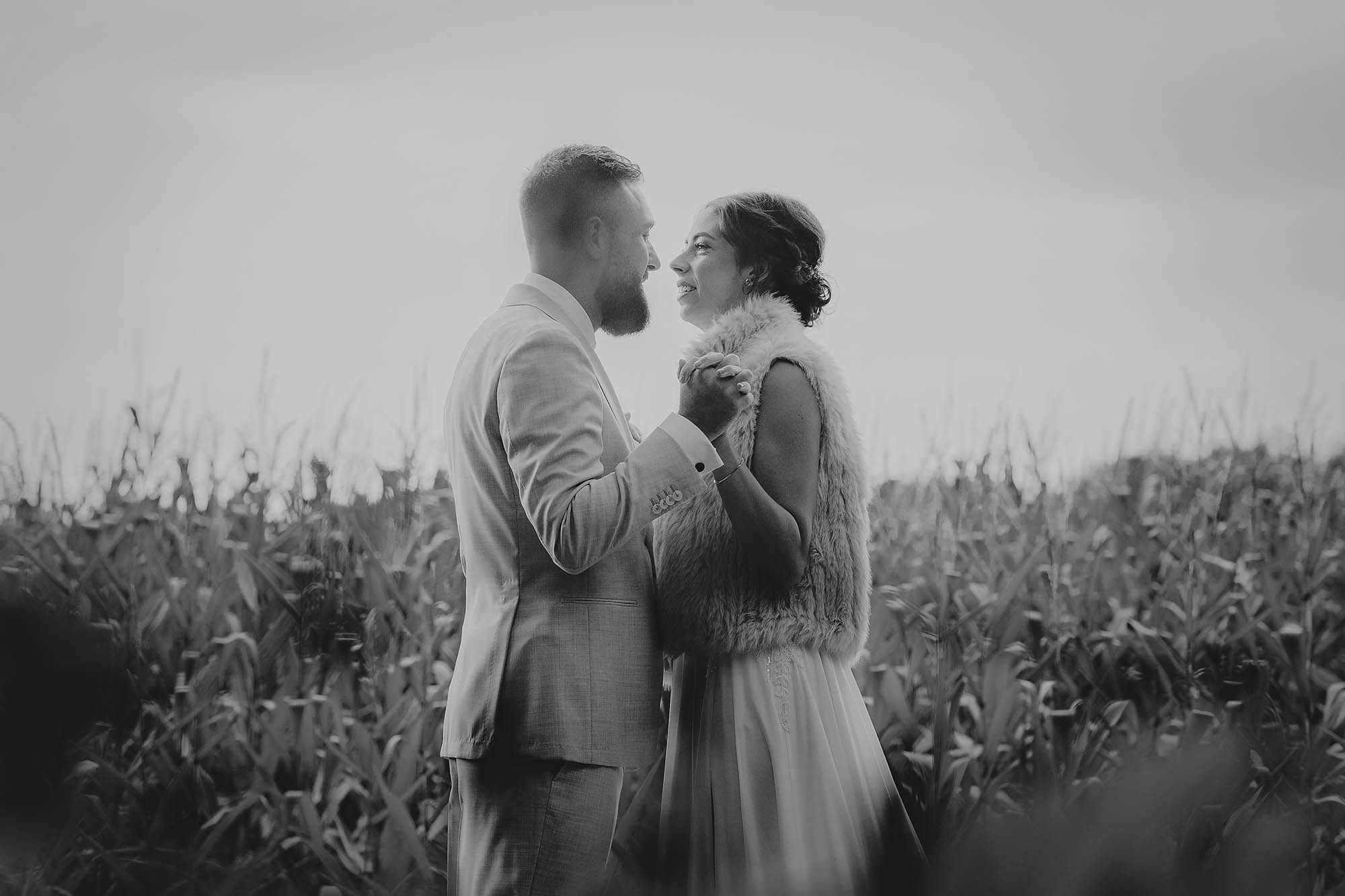 Hochzeit hessen heiraten frankfurt karben dorftreff rendel hirzbacher kapelle standesamt hammersbach main kinzig ranstadt wetterau hochzeitslocation dj oaken musik hochzeitsfloristik longiflorum nidderau