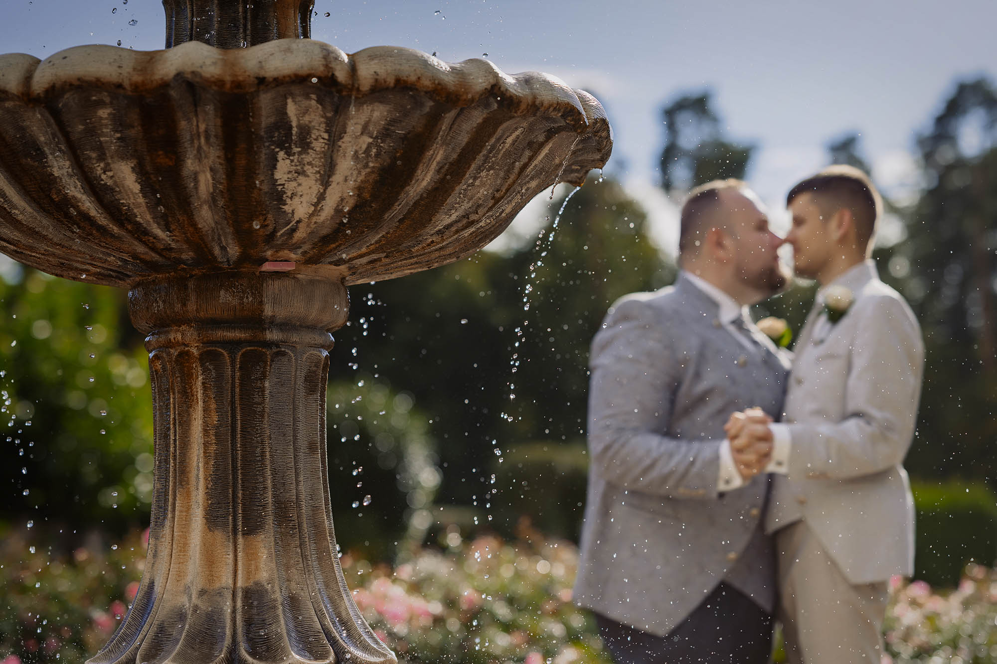 hochzeit standesamt hessen alzenau burg hochzeitslocation alte kaserne münster hochzeitspaar gleichgeschlechtliches Paar queere Hochzeit LGBTIQ Ehe für alle