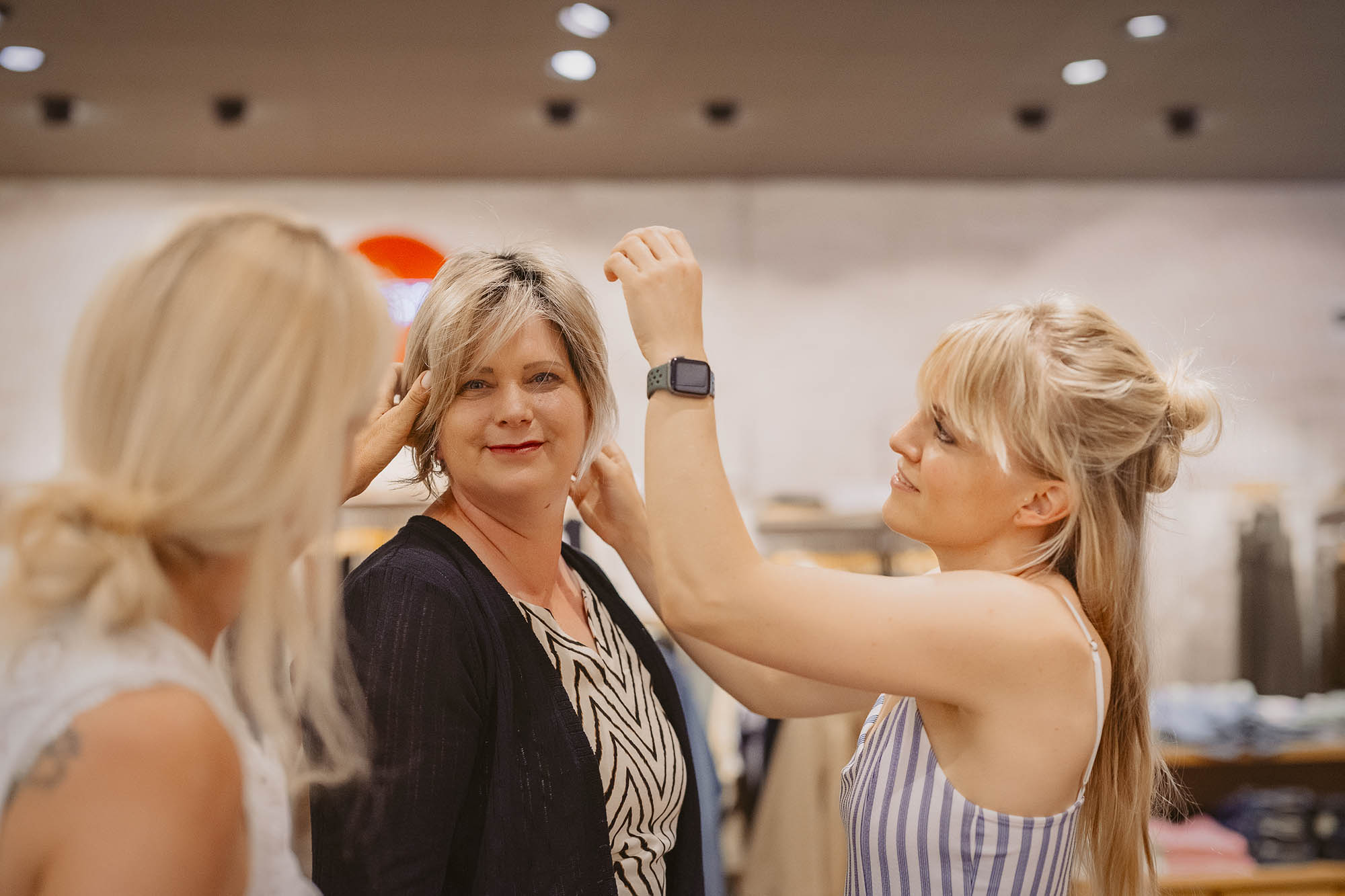 Vielhaarmony Linsengericht Belmodi Gründau Fotoshooting frauen Krebserkrankung fotografin ranstadt wetterau feier das Leben perücke