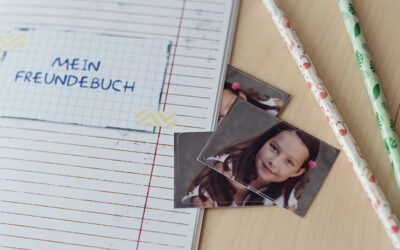 August Aktion | Back to School-Fotosticker fürs Freundebuch